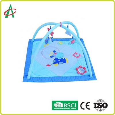 กิจกรรมเด็กพกพาที่ซักได้โพลีเอสเตอร์ 100% Play Gym Mat เด็กวัยหัดเดิน